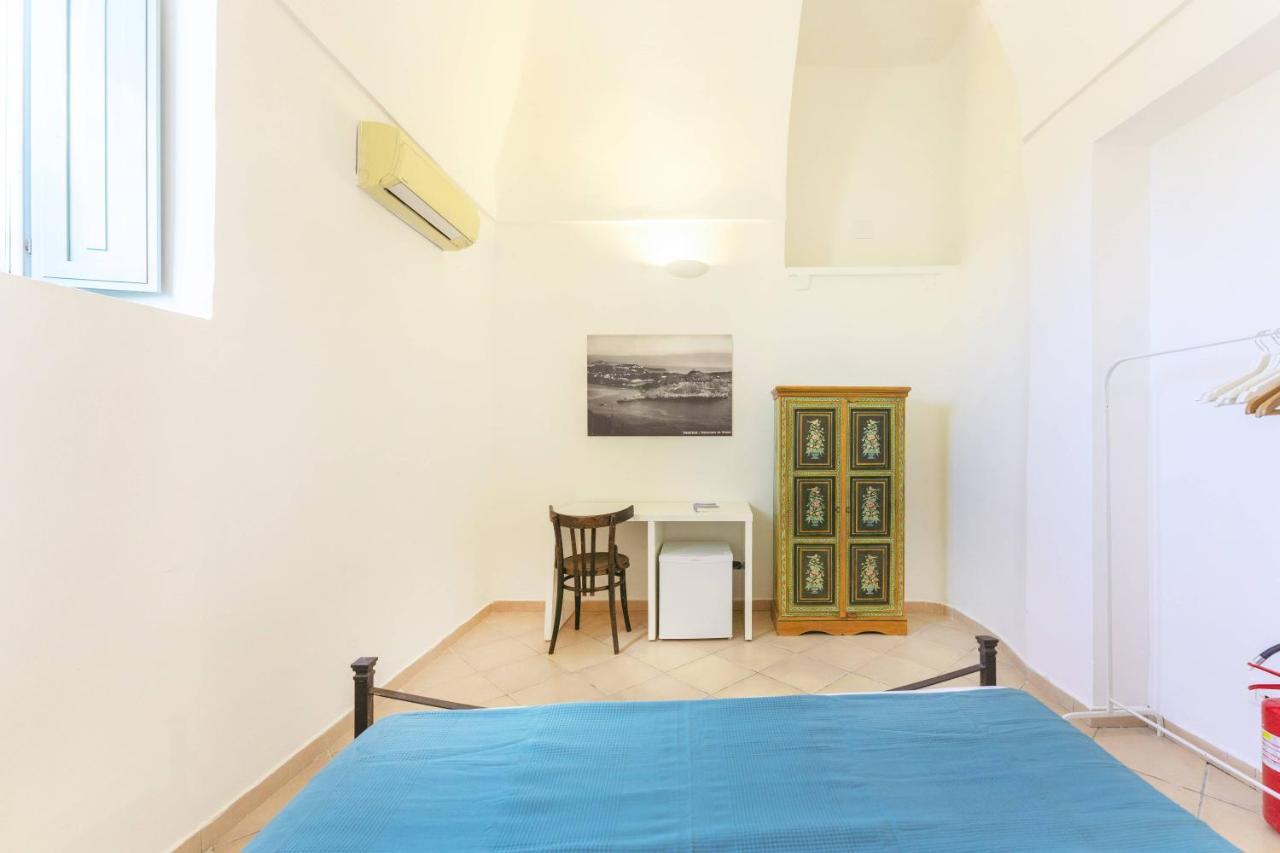 Palazzo Attila - Gioia Apartments Procida Exterior photo
