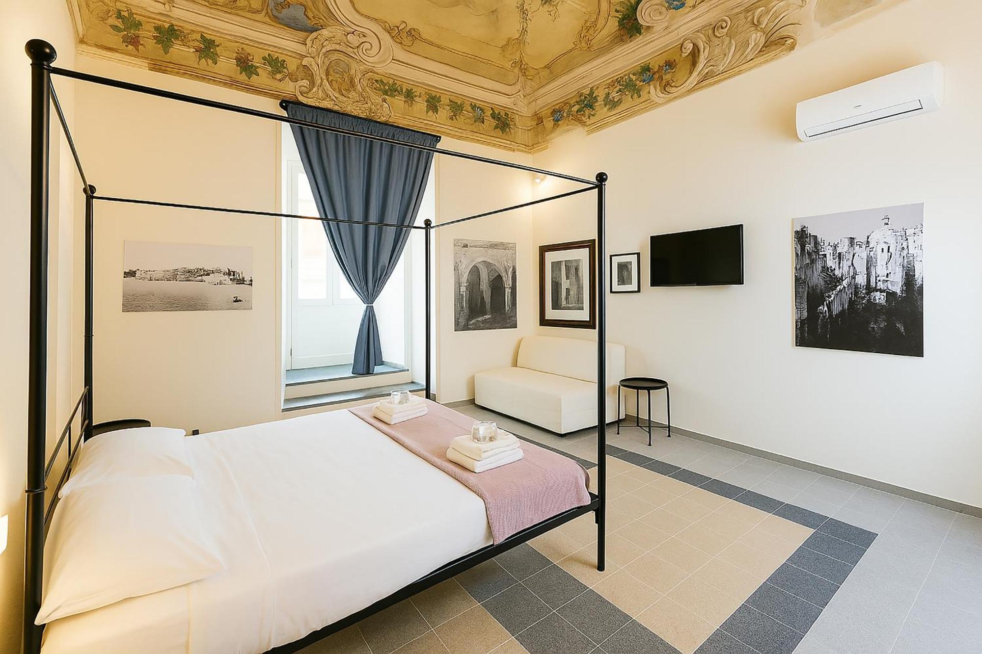 Palazzo Attila - Gioia Apartments Procida Exterior photo